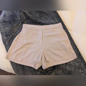 Aritzia Babaton Conan Shorts